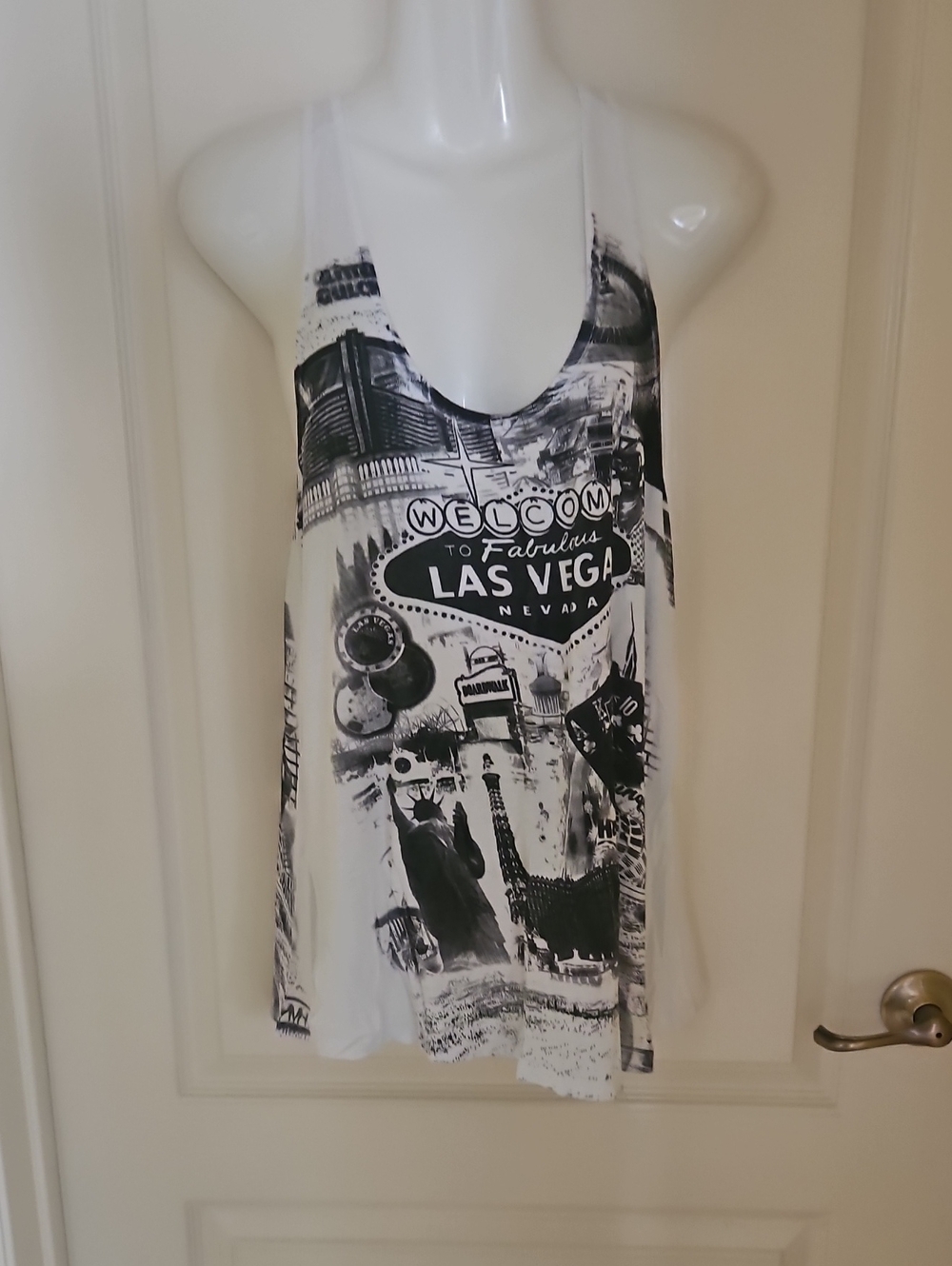 Bananna EXPRESSIONS tank TOP black White LAS VEGAS size L STRETCHY